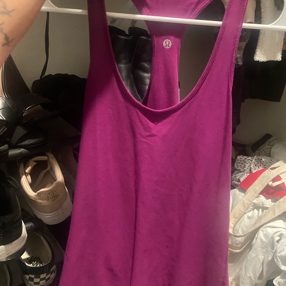 LULULEMON TANK